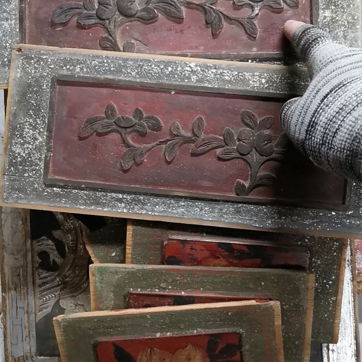 木W****）老木雕花版六片