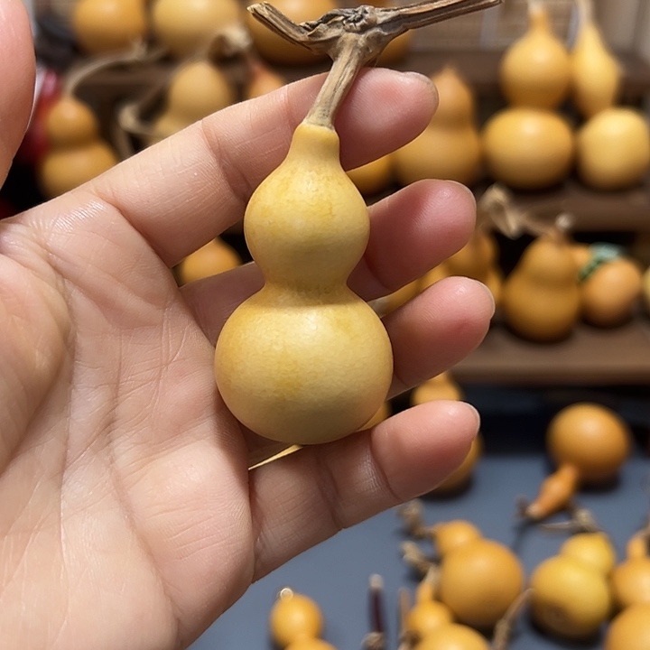 小新皮葫芦娃手把件