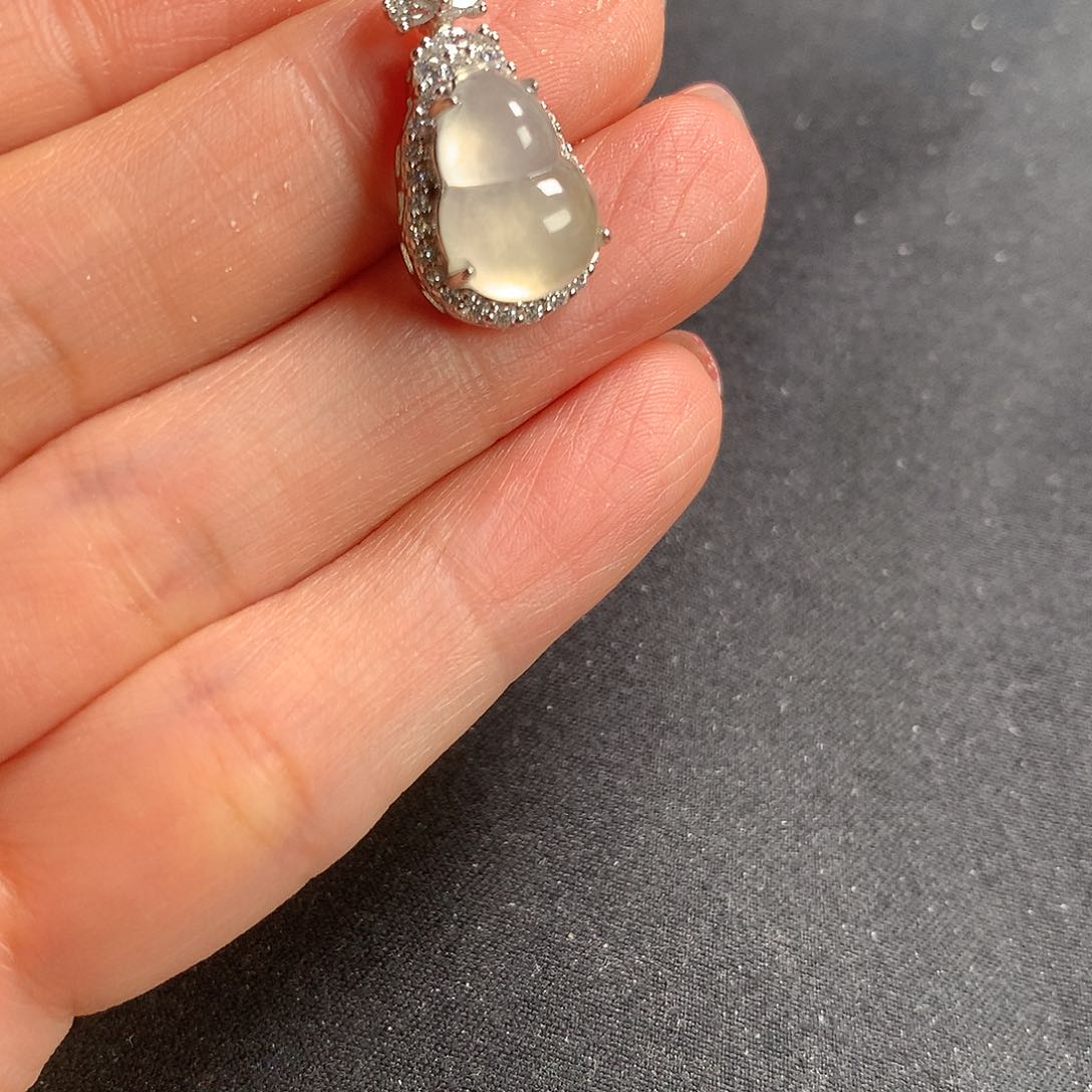 颈饰银S925镶嵌翡翠11111111