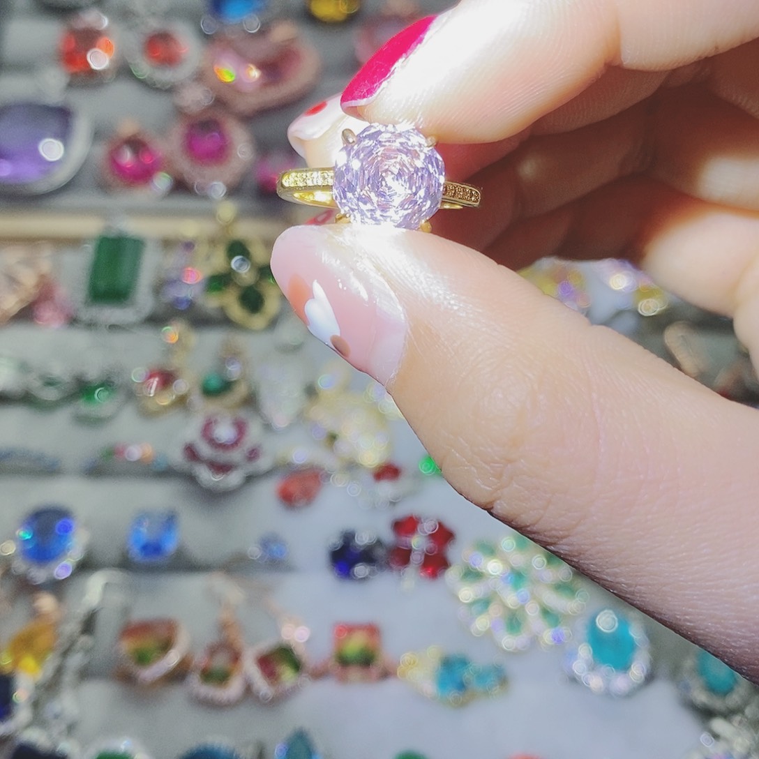 【闪购商品】托帕石耳饰银S925镶嵌