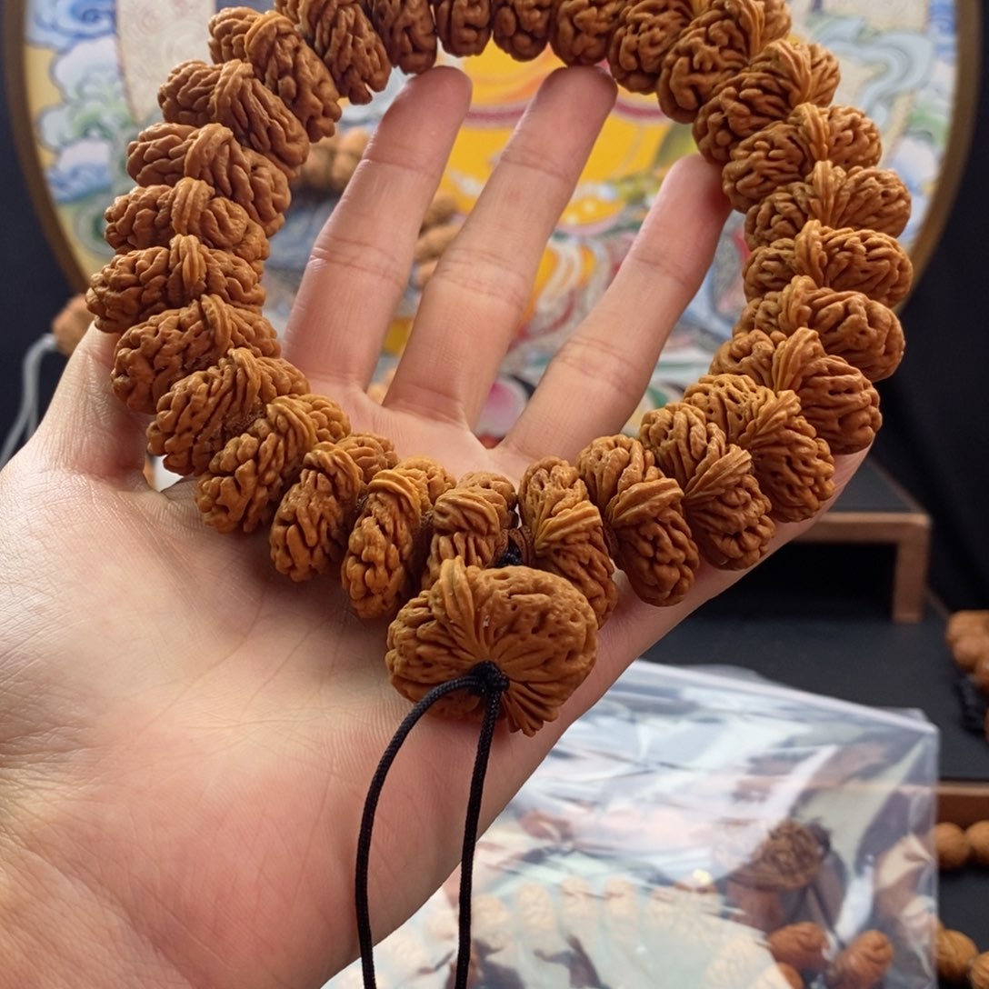 桃核手串1*1龙纹桃核矮刺