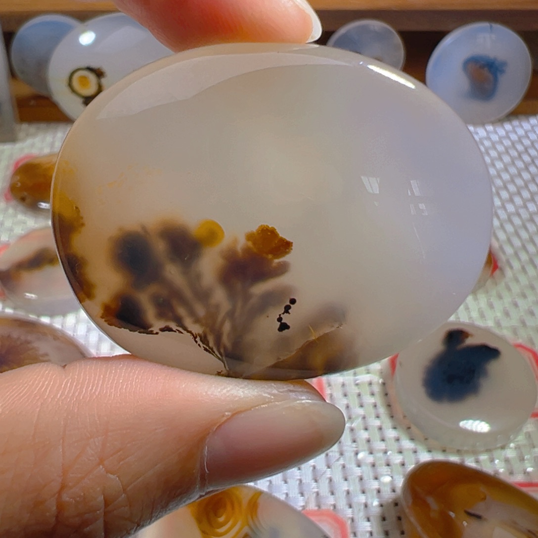 玛瑙/玉髓未镶嵌颈饰