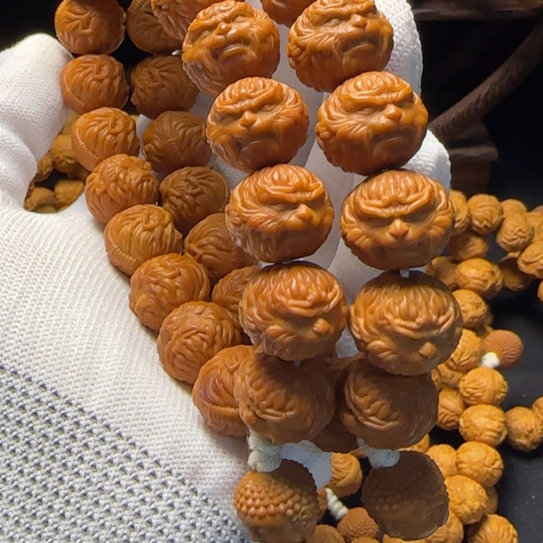 郎***谷猴头核桃吊坠猴头