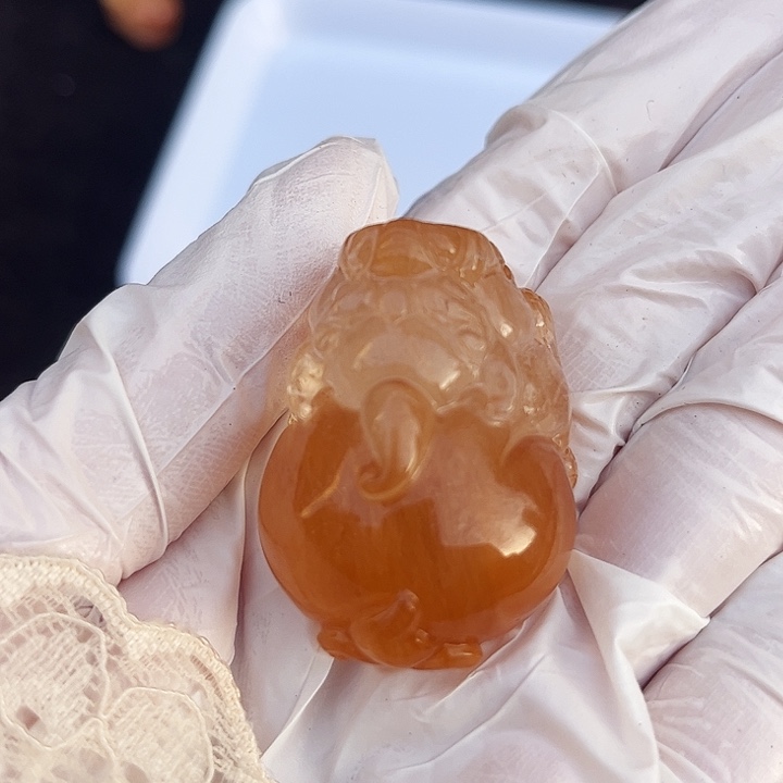 邓***旋未镶嵌水晶吊坠(不含链)水晶