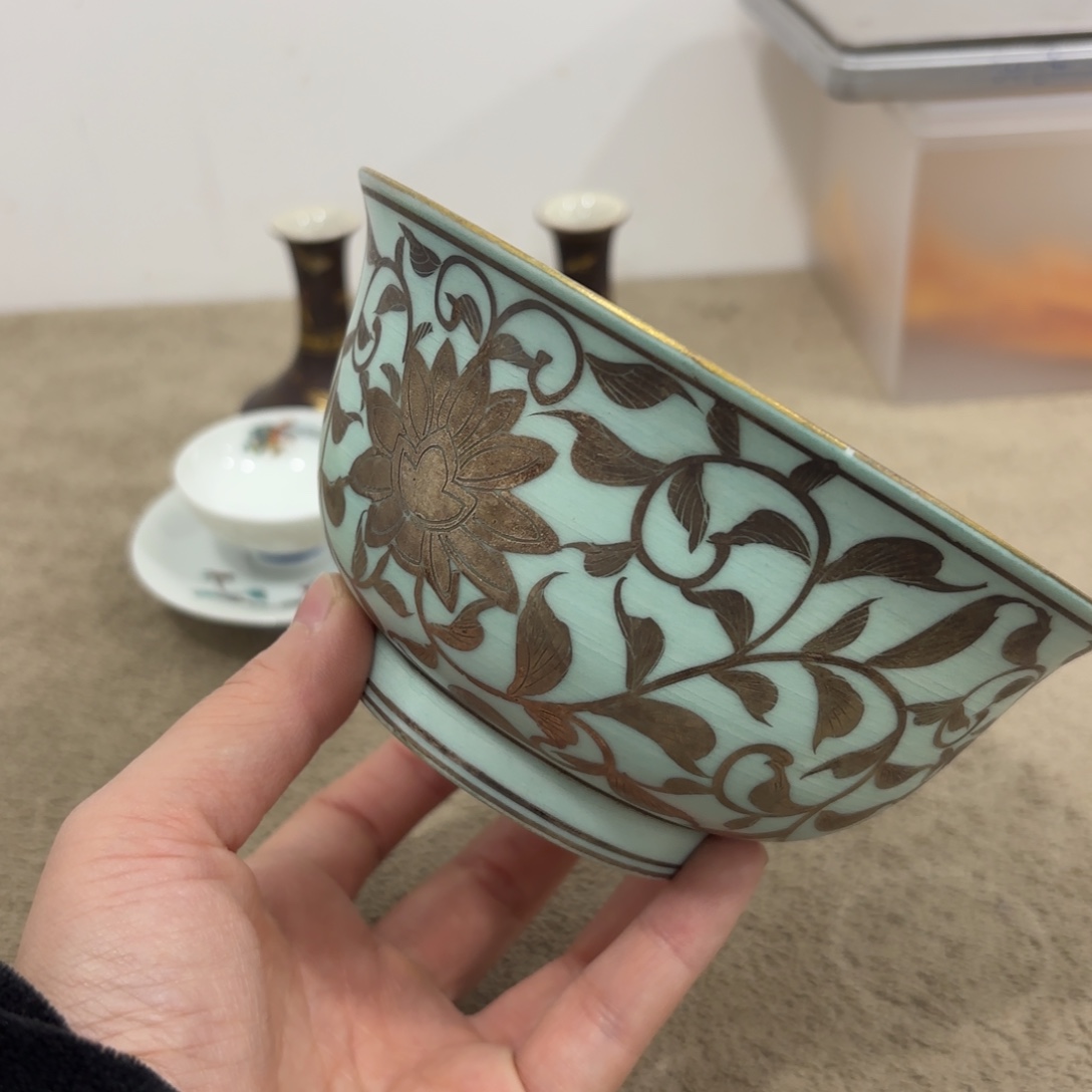 瓷片非常好看漂亮的物品 m