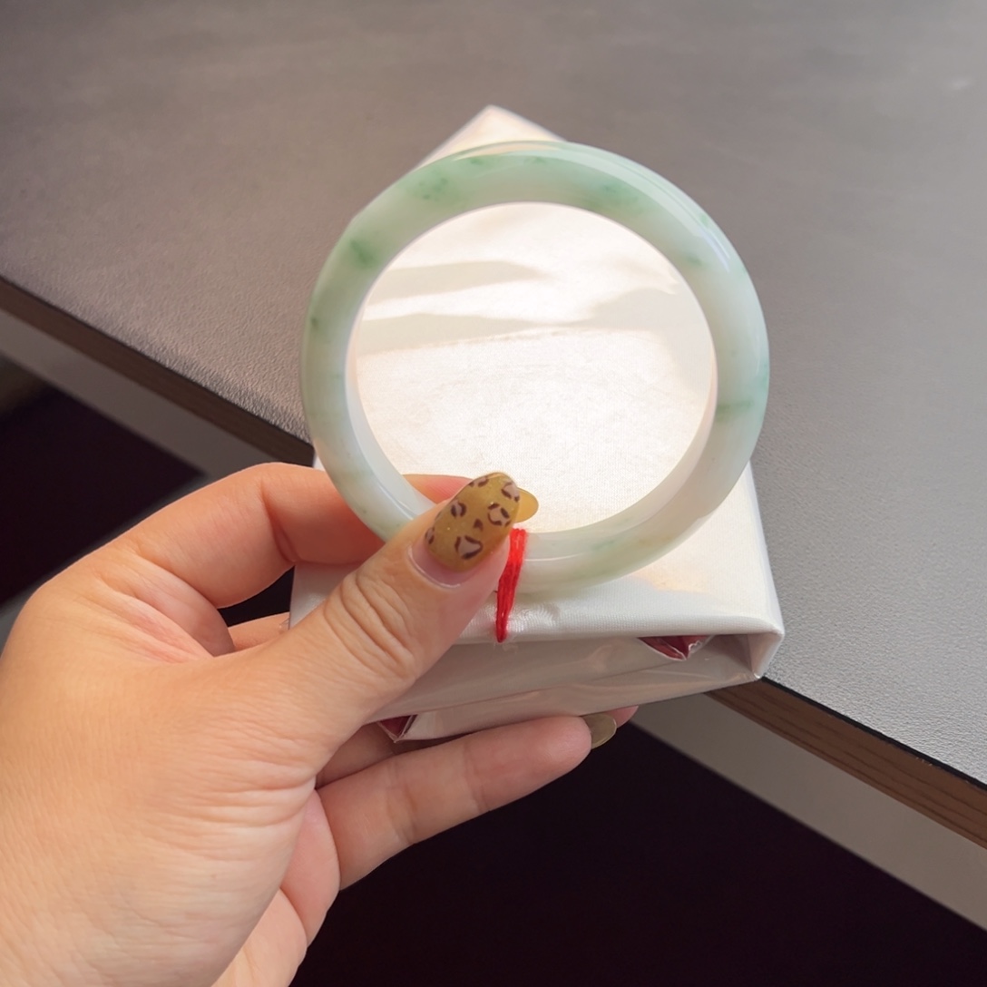 翡翠未镶嵌手镯55