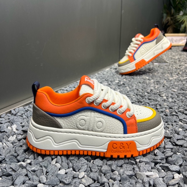 男鞋2025秋冬新款加绒保暖拼色百搭低帮系带运动休闲厚底增高潮鞋