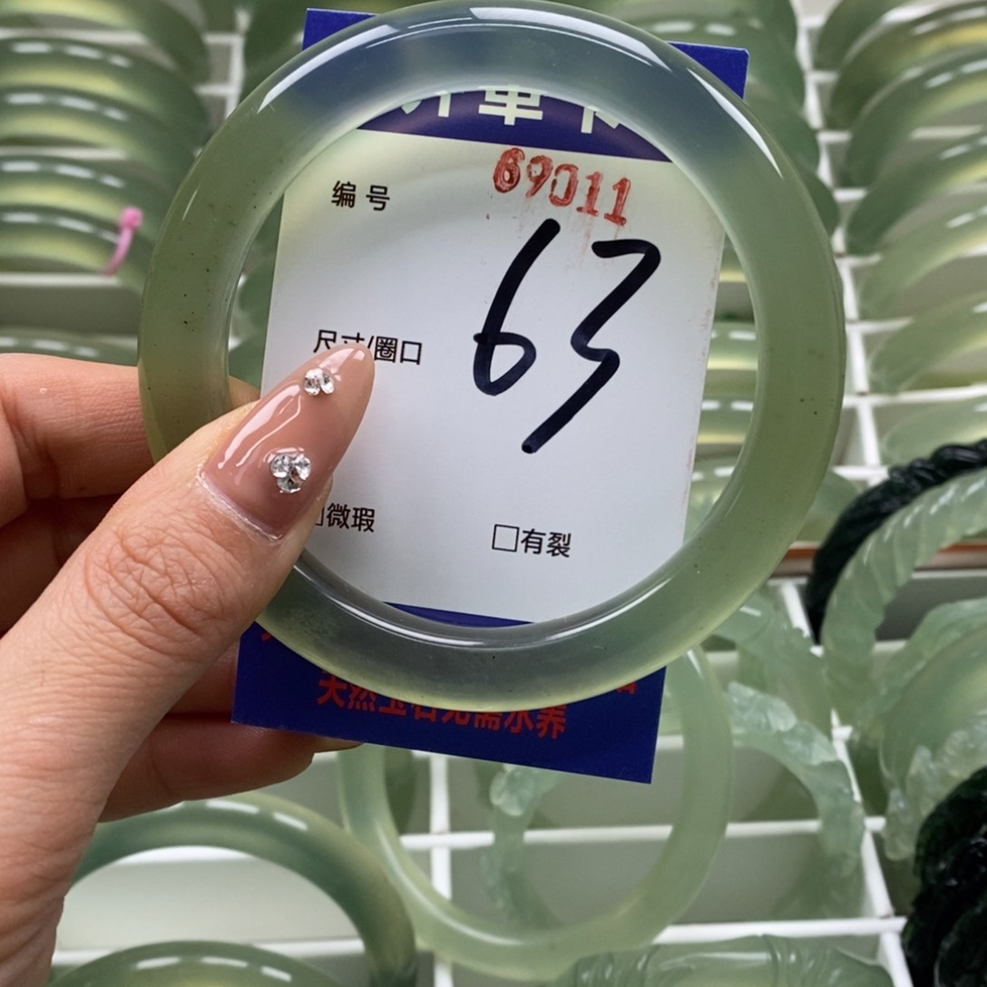 蛇纹石玉手镯未镶嵌夜**澜