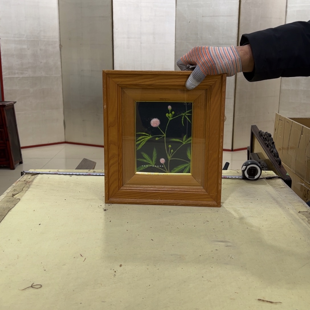 C***i绘画屏风框画茶空间设计