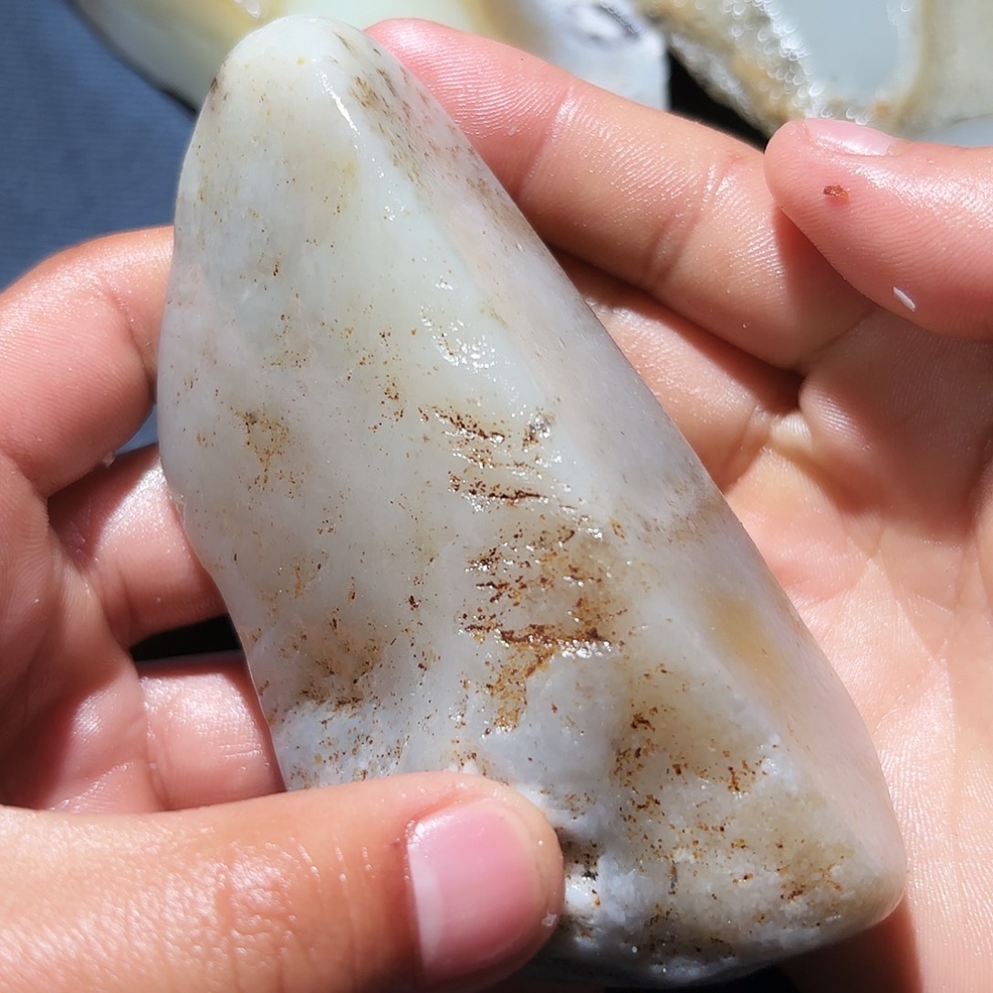 和田玉未镶嵌珠宝奇石