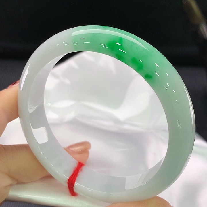 翡翠手镯未镶嵌正圈60.5