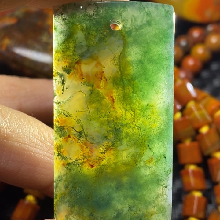 玛瑙/玉髓颈饰未镶嵌