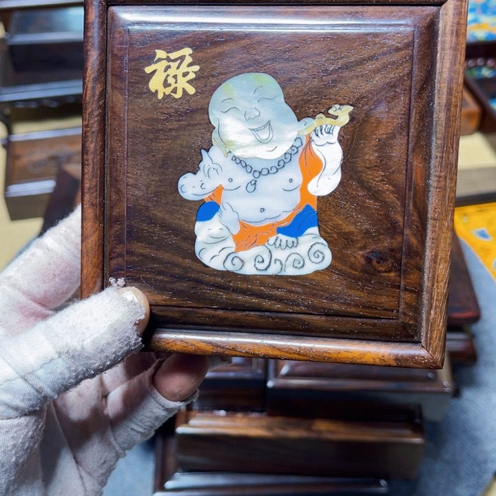 紫檀木类成套家具