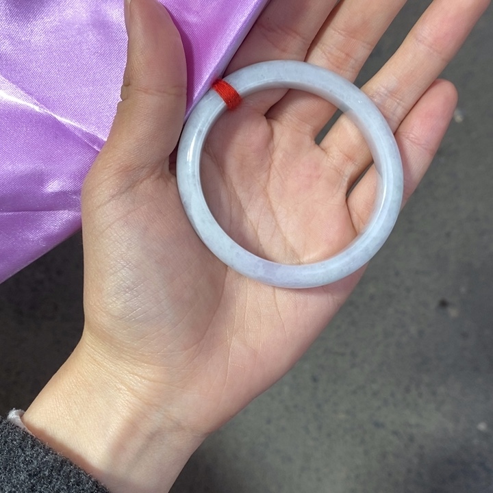 翡翠手镯未镶嵌翡翠手镯未镶嵌款