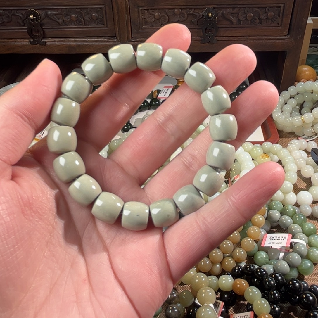 和田玉未镶嵌手链