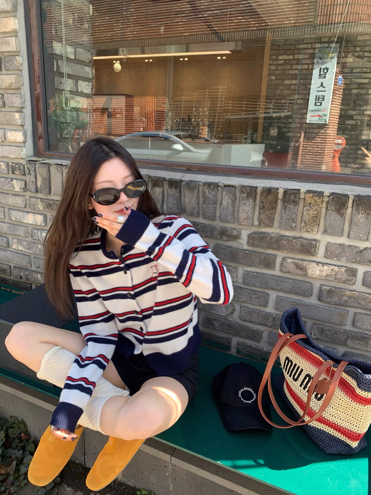 韩系撞色条纹圆领针织开衫女秋季慵懒宽松设计感刺绣毛衣#2529