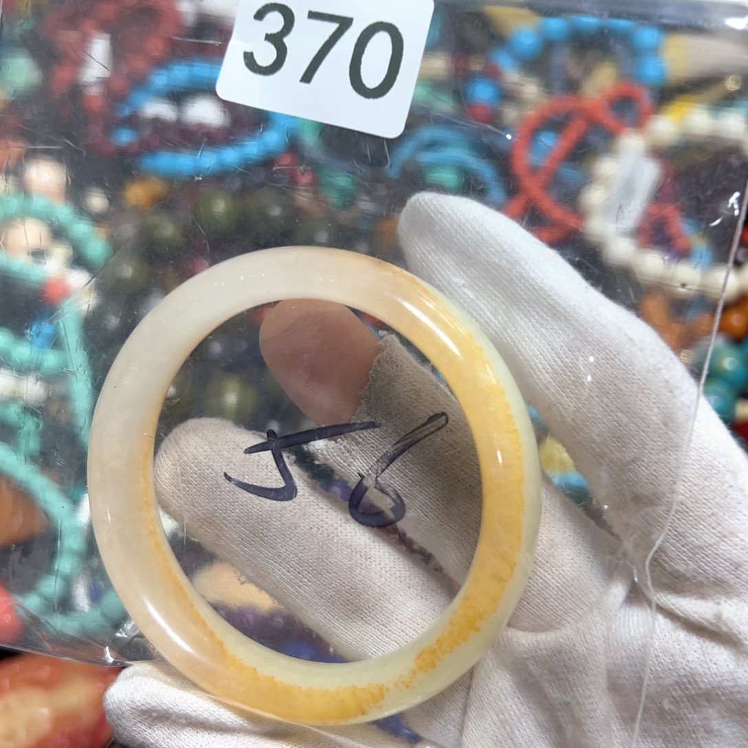 非洲檀香无事牌手把件