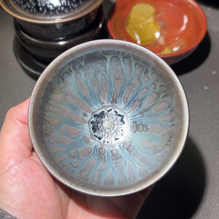 茶盏这个时候才开始准备好