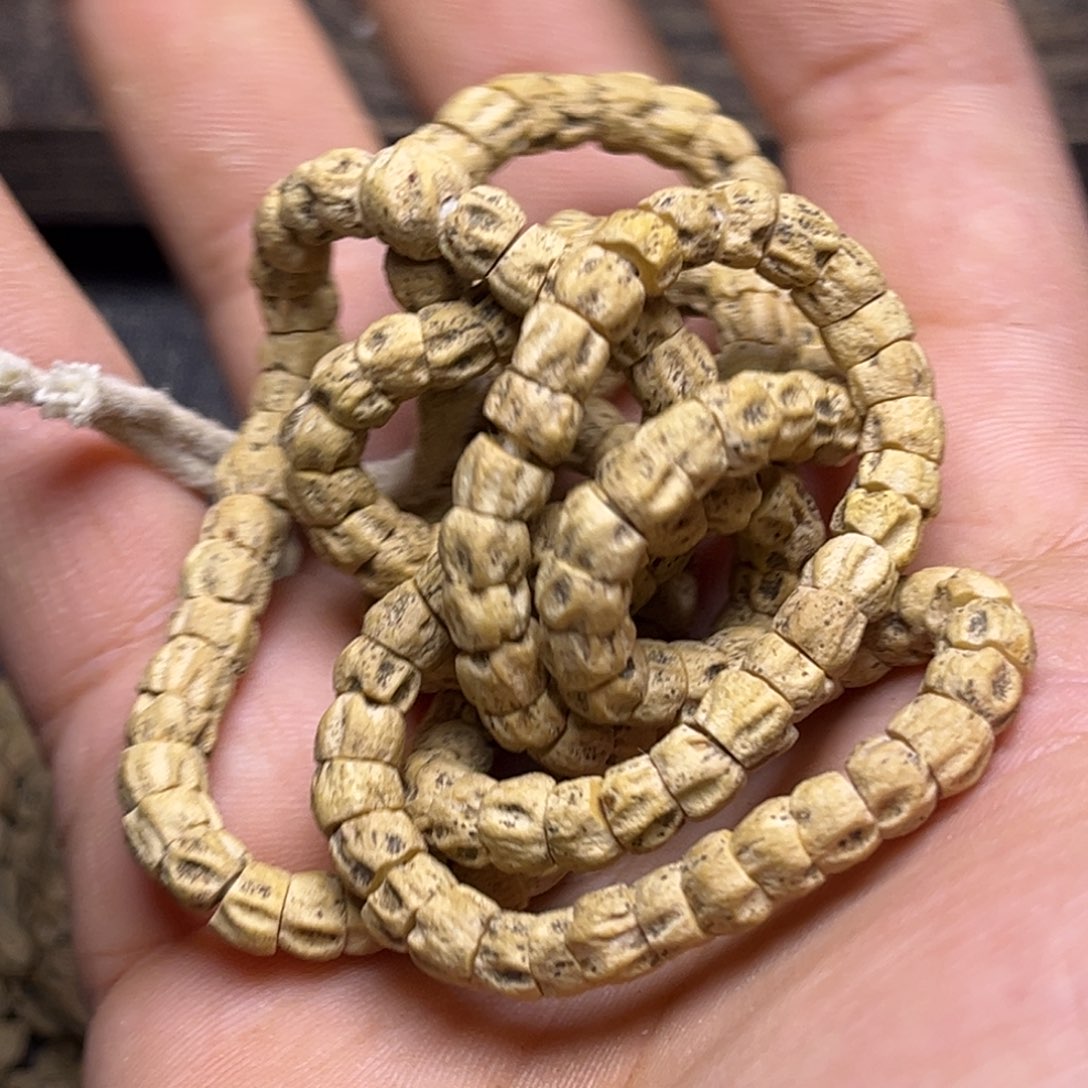 不***晕柏香籽/百香籽吊坠