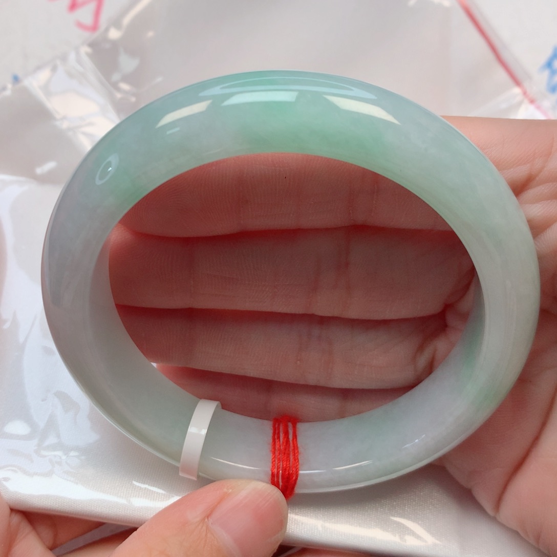 翡翠手镯未镶嵌59.4圈