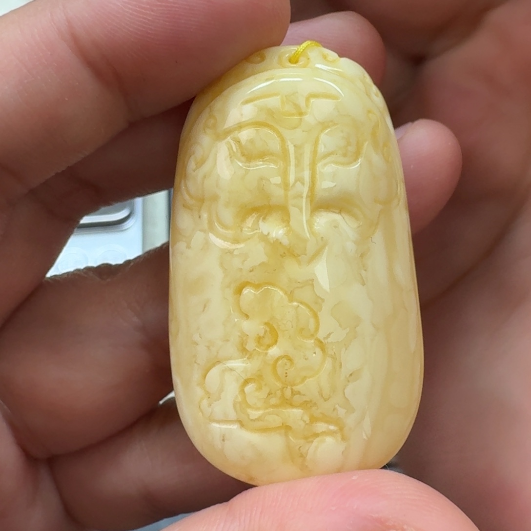 琥珀未镶嵌珠宝奇石655