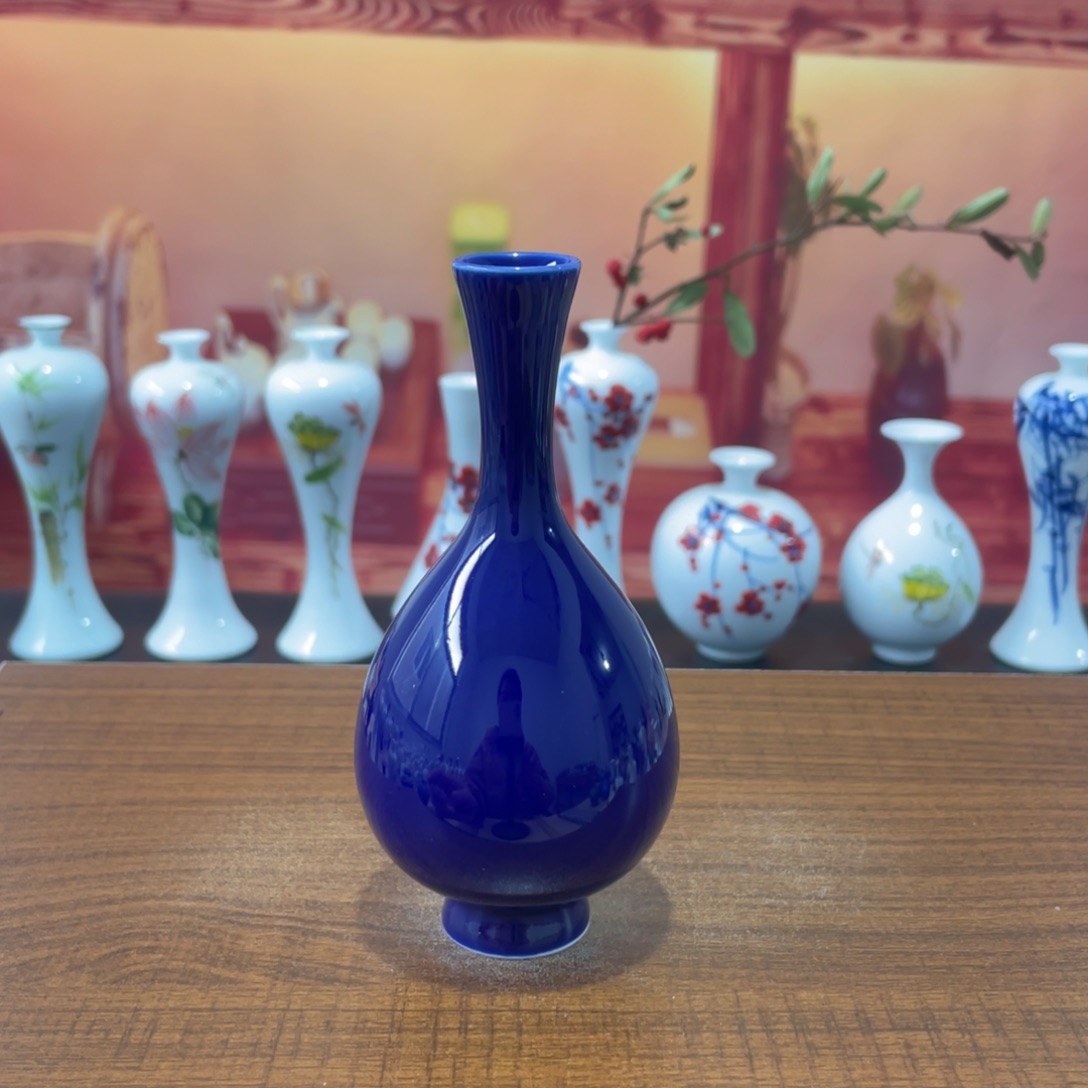 陶瓷景德镇小花瓶等着你