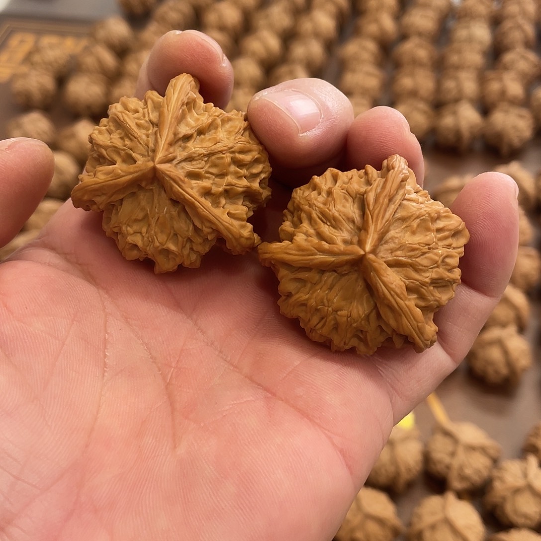 或***、吊坠文玩核桃文玩核桃一物一图