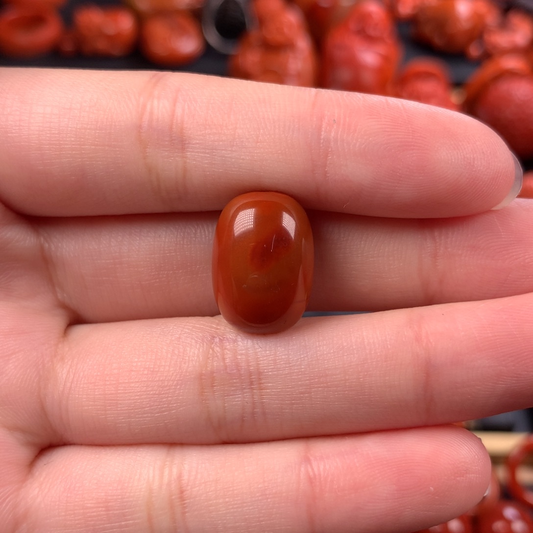 未镶嵌枣珠12.2mm南红玛瑙张*勇