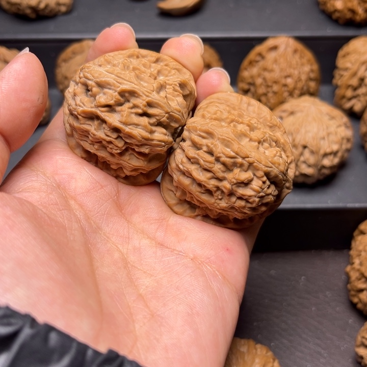 核桃手串/手链年**盛白狮子40➕