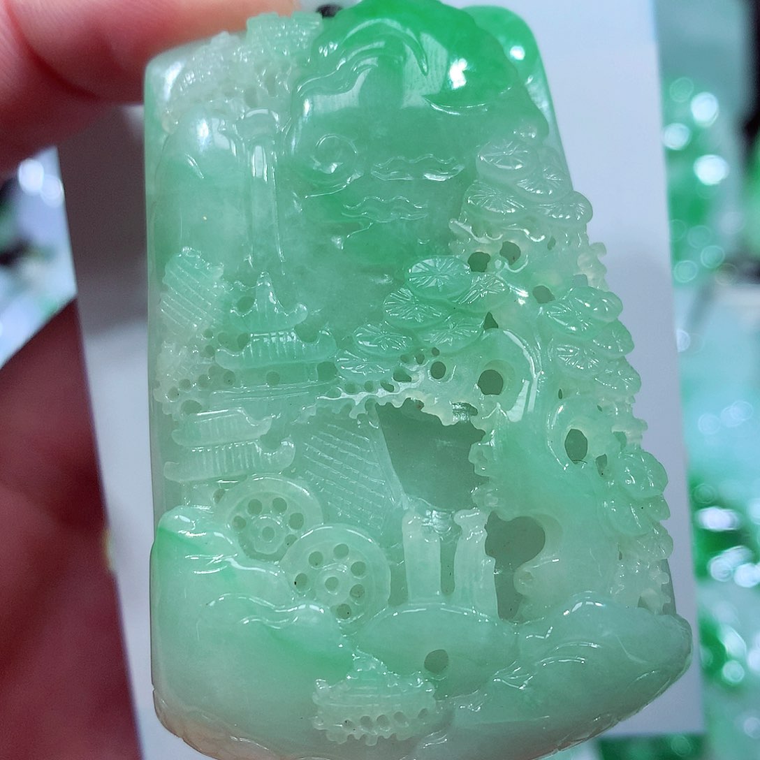 翡翠颈饰未镶嵌缅甸翡翠