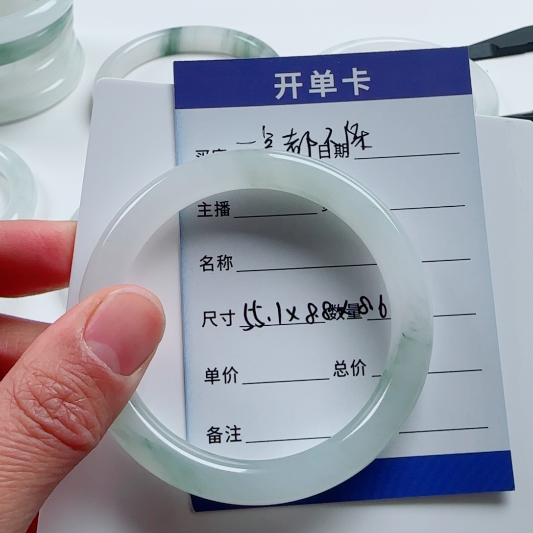 石英质玉手镯未镶嵌一****✺