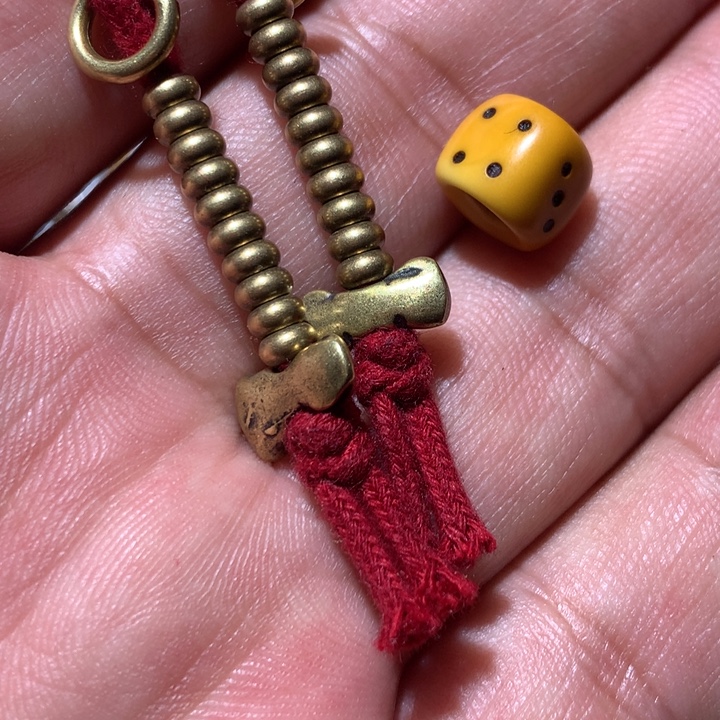 张***瑜手串/手链鹿骨珠子