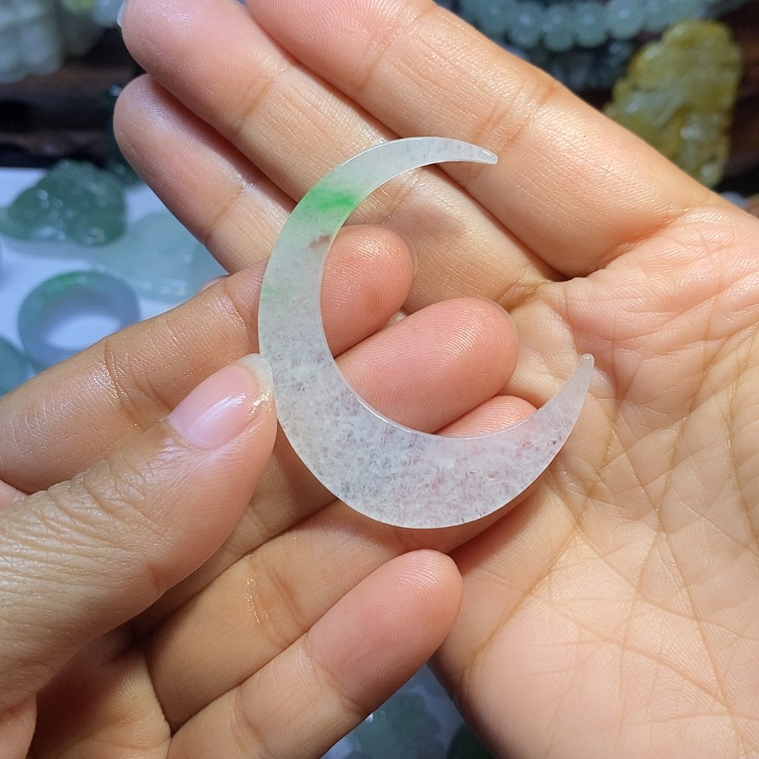 定制翡翠未镶嵌月亮