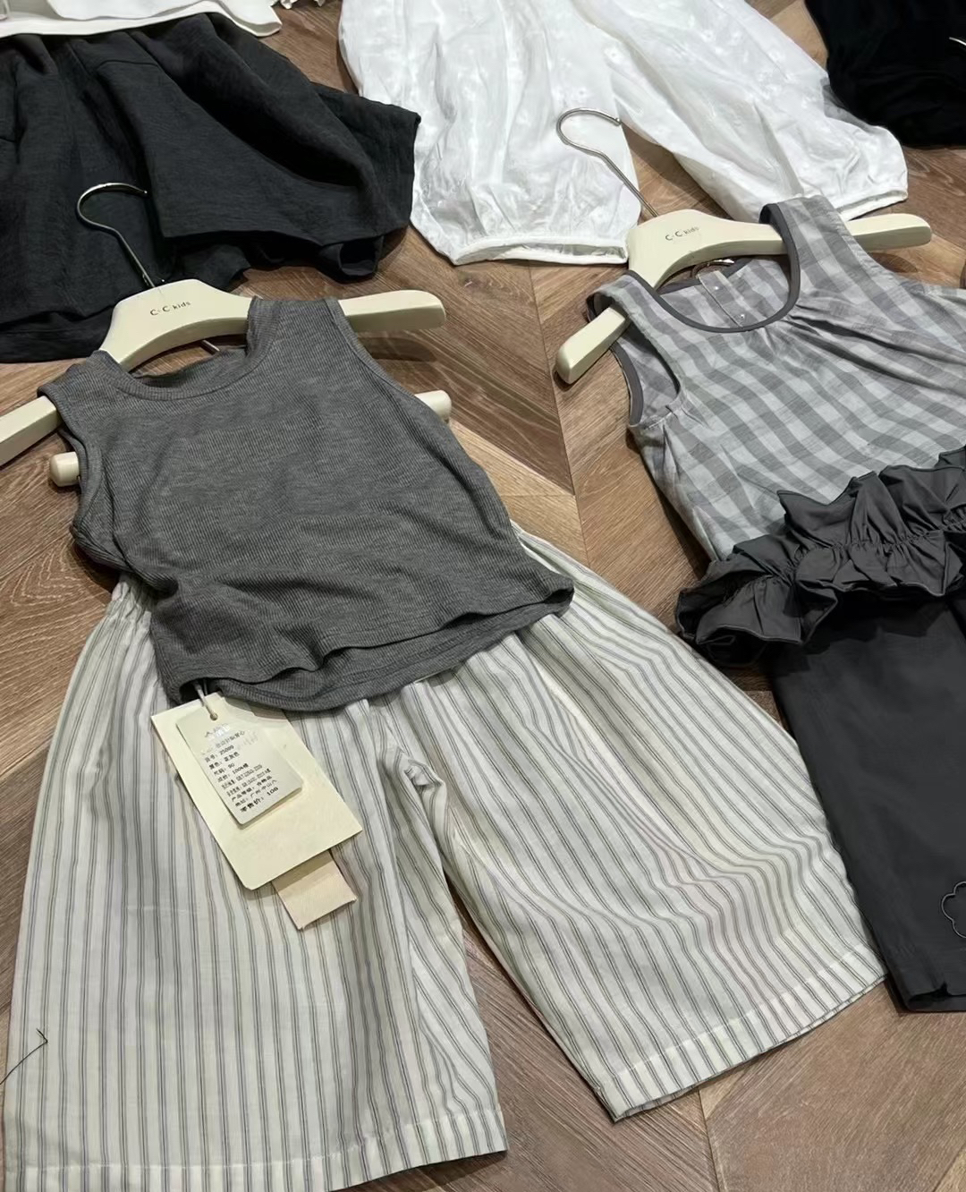 【001-058】梅梅编码链接童装
