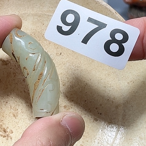 摆件瓷器制作过程是根据不同种类