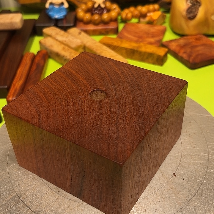 如***好端景台紫檀木类檀香