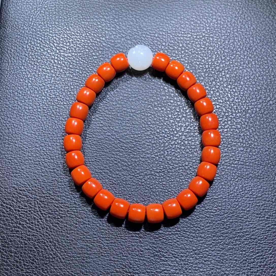 南红玛瑙颈饰未镶嵌吱***啊
