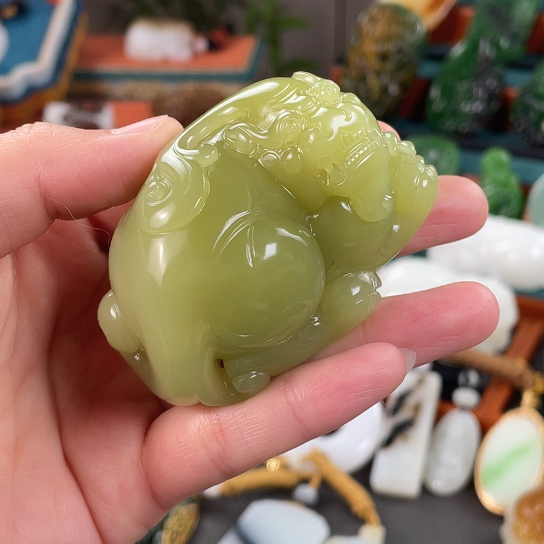 未镶嵌和田玉把件