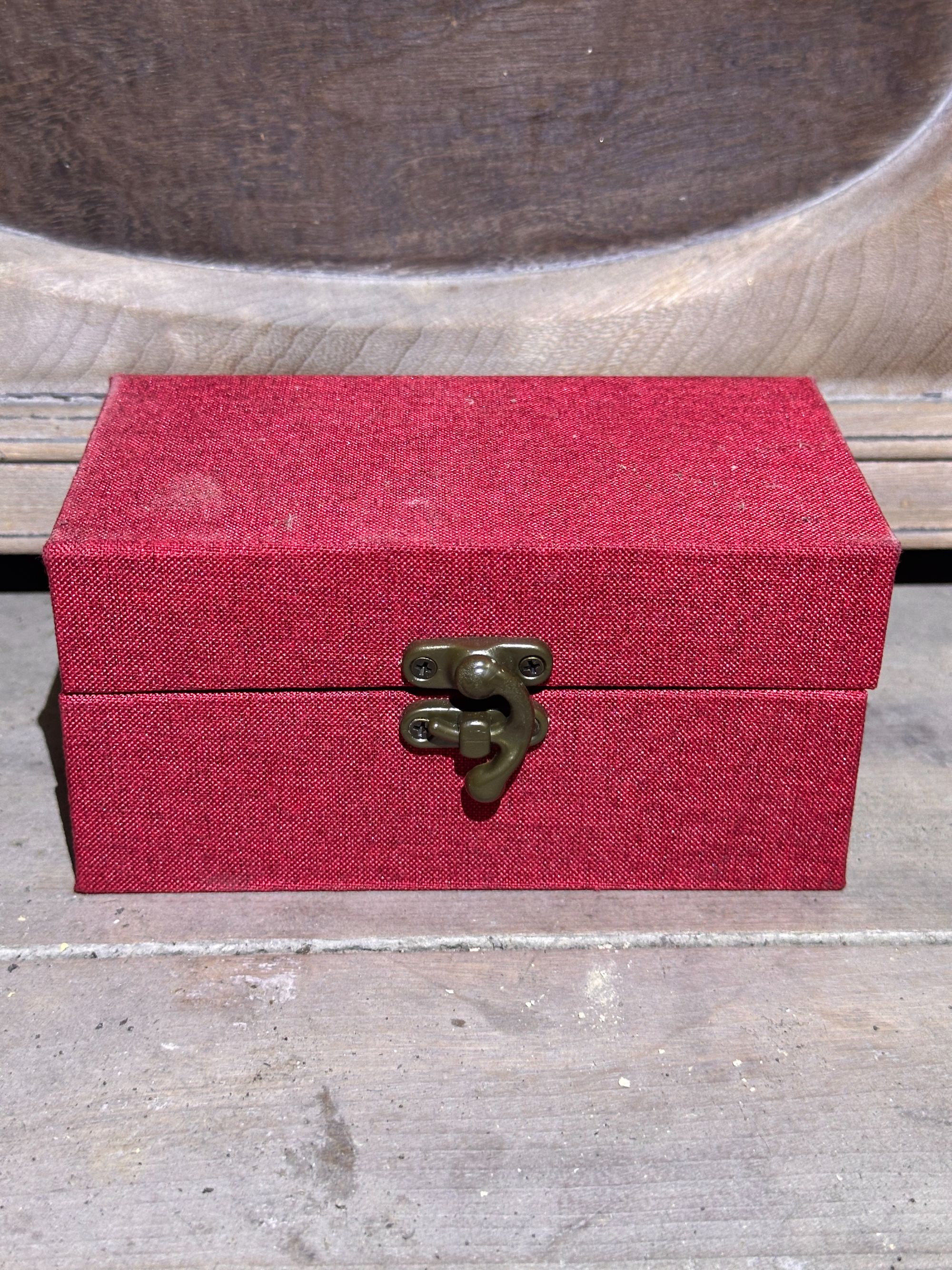 B03-特色工艺品（多样性发货）