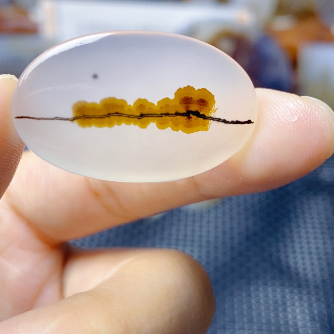 玛瑙/玉髓未镶嵌珠宝奇石