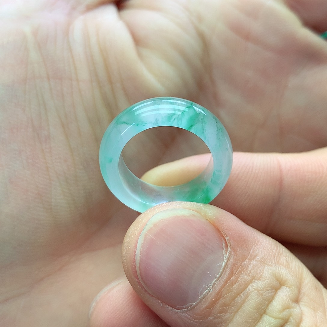 石英质玉戒圈未镶嵌