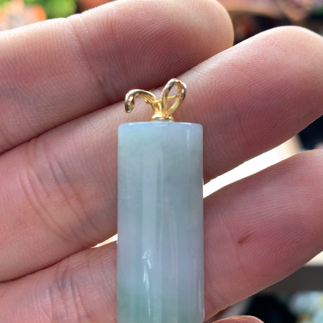 颈饰银S925镶嵌翡翠小*蜂