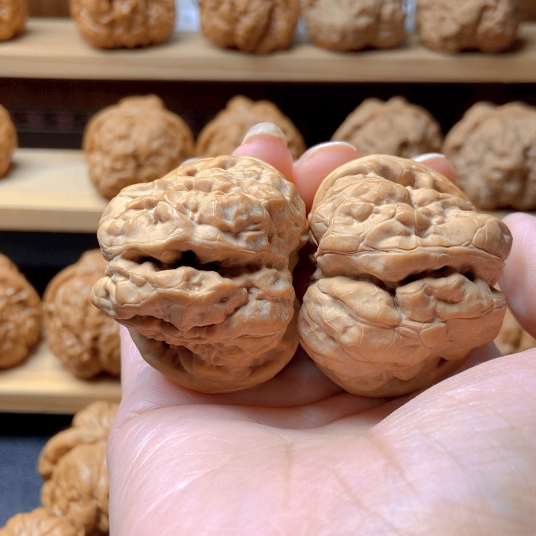 文玩核桃吊坠陈*蛤蟆头