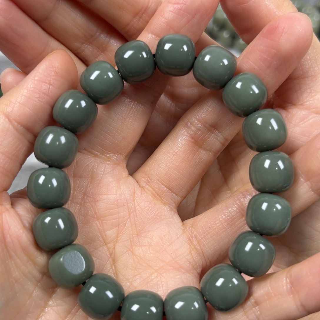 和田玉手链未镶嵌卡12老形珠