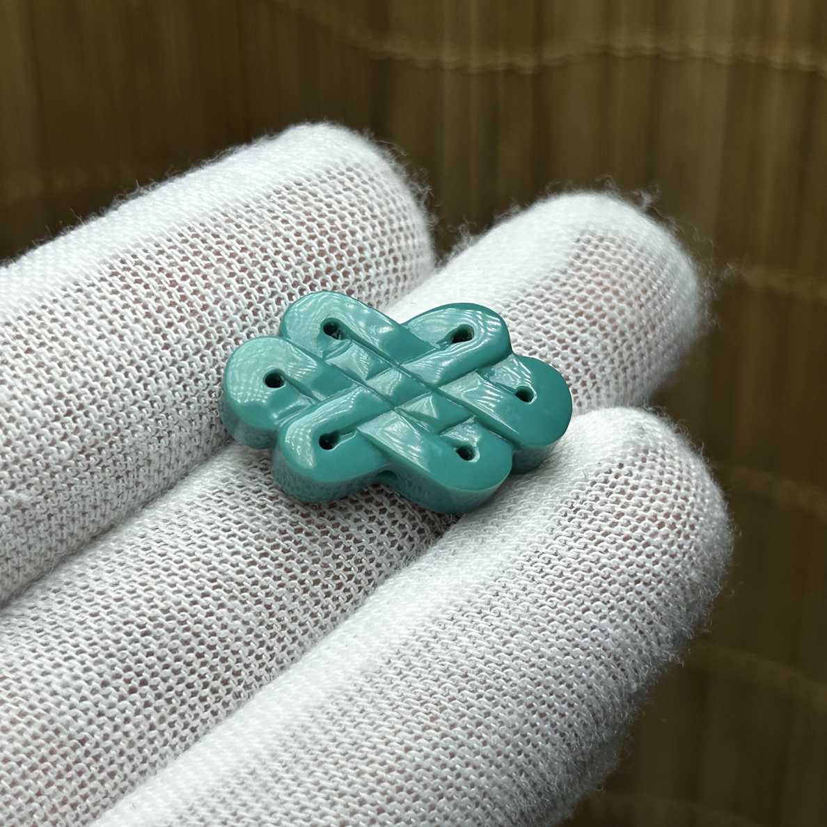 天然原矿高瓷玉化蓝绿绿松石中国结配饰背云尺寸 21×12×5