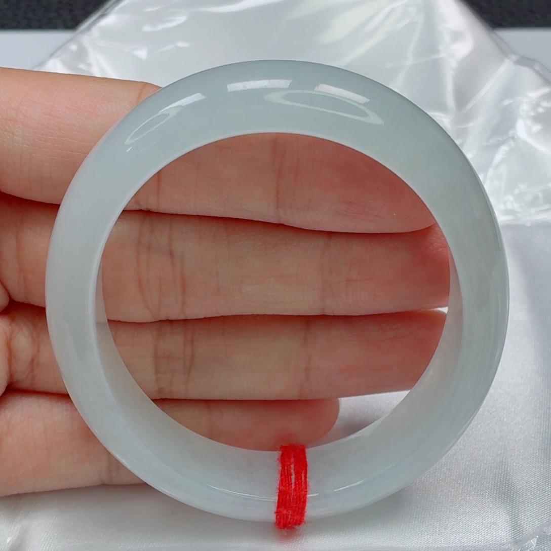 翡翠手镯未镶嵌56贵妃冰胶起莹光淡蓝水019