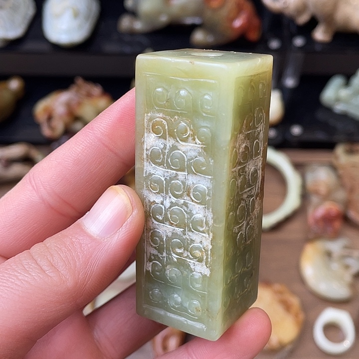 和田玉（糖玉）未镶嵌颈饰