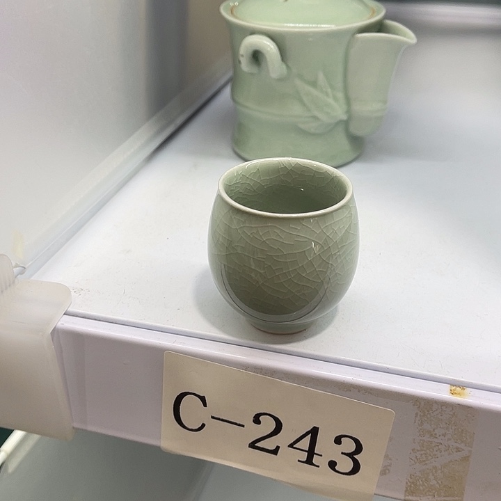 瓷片福利待遇多多哦哦哦