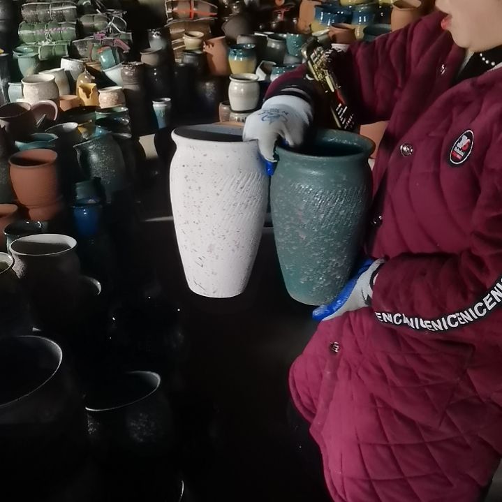 红陶口15高25两个盆子