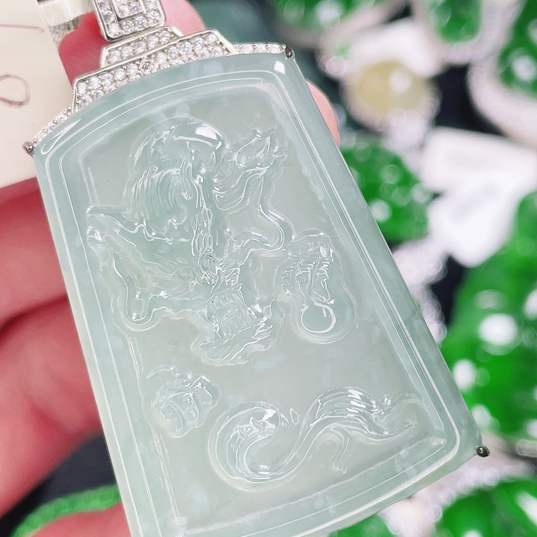 翡翠未镶嵌颈饰850